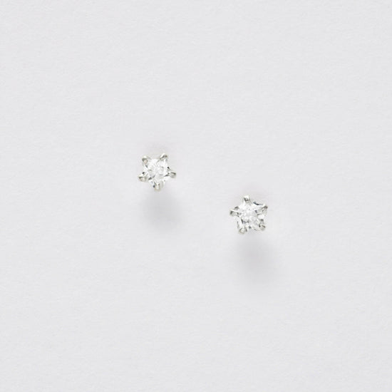 Silver Star Cubic Zirconia Stud Earrings - Elegant and Versatile Jewellery - Crumble and Core