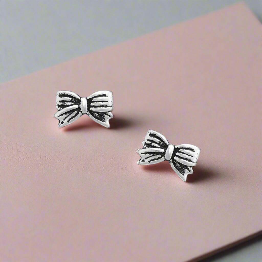 Silver Earring Stud - Stylish Pretty Jewellery - Crumble and Core