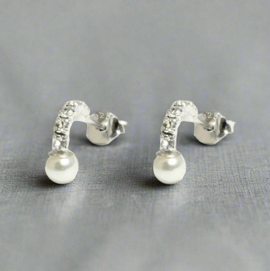 Crystal Silver Stud Earrings - Elegant Pearl Jewellery for Any Occasion - Crumble and Core