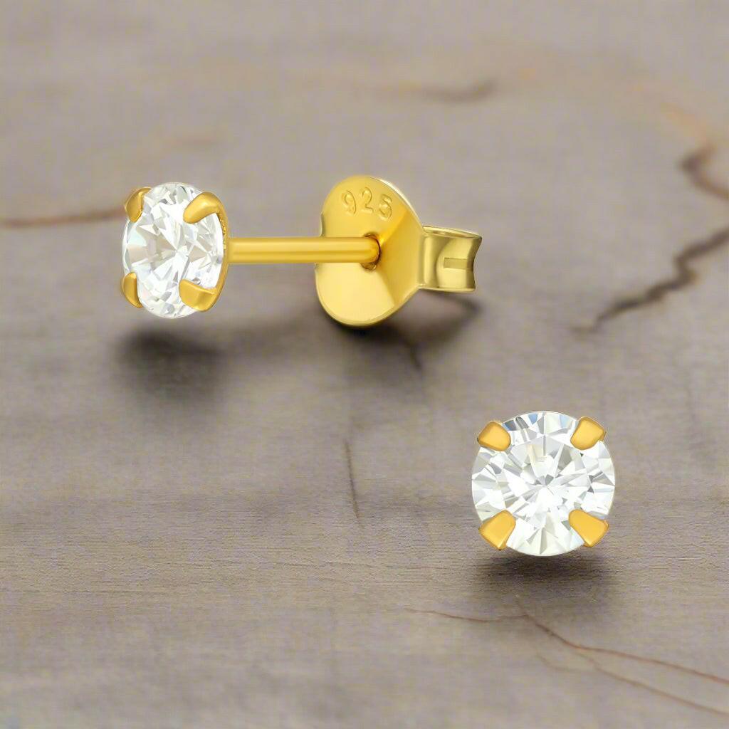 24K Gold Cubic Zirconia Ear Stud - Elegant Jewellery for Any Occasion - Crumble and Core