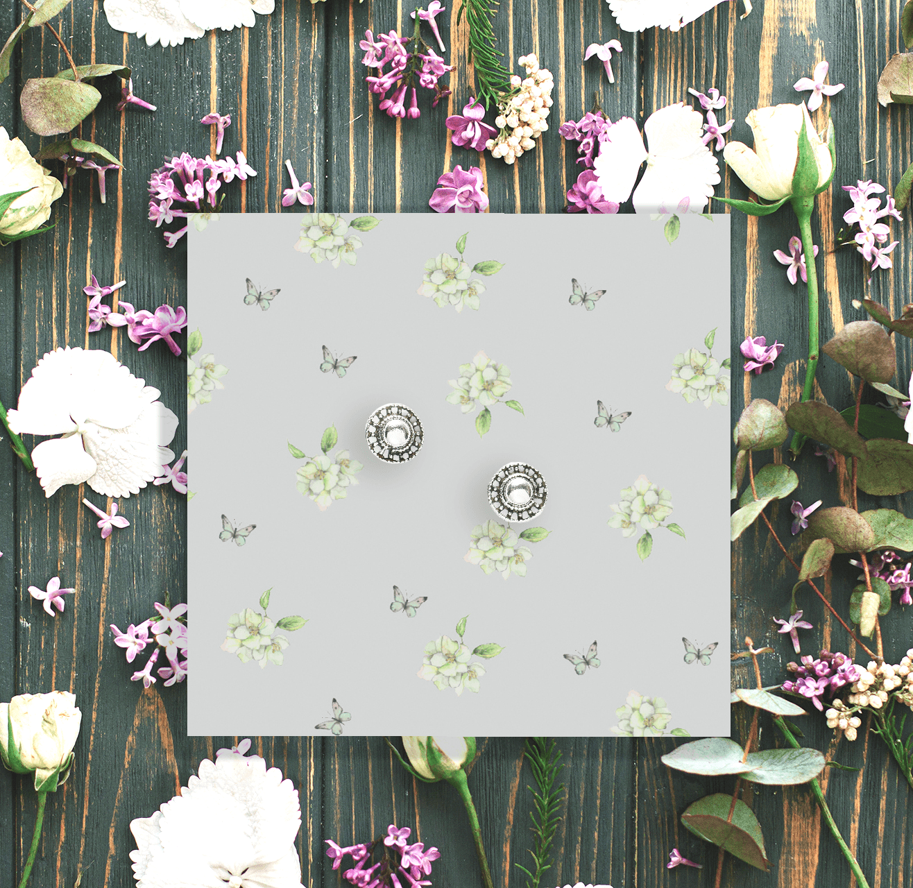 Stylish Silver Stud Earrings - Perfect for Any Outfit - Crumble and Core