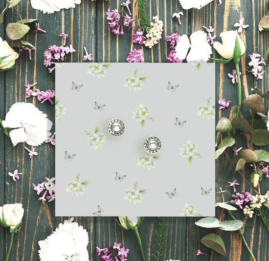 Stylish Silver Stud Earrings - Perfect for Any Outfit - Crumble and Core